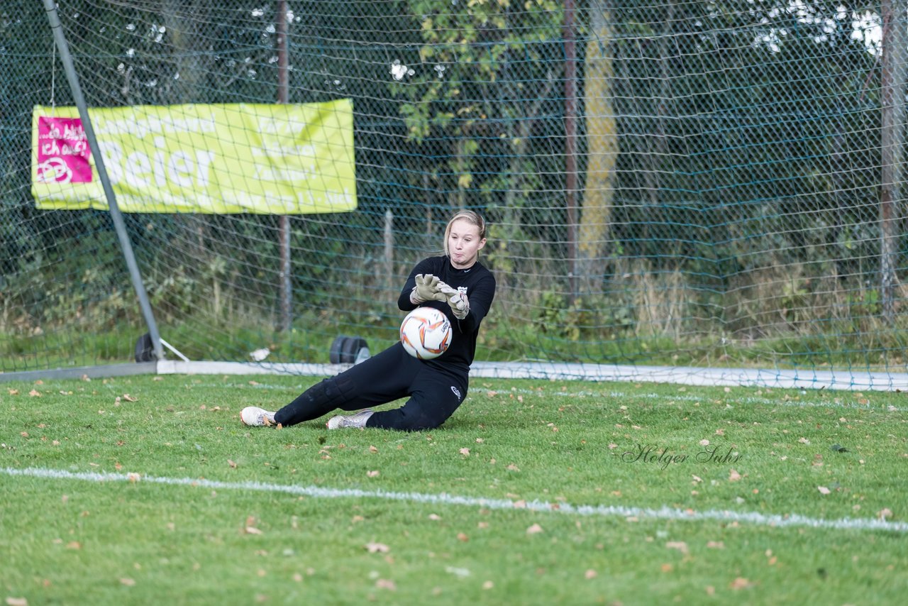 Bild 51 - Frauen SG Holstein Sued - SV Eintracht Luebeck : Ergebnis: 3:0